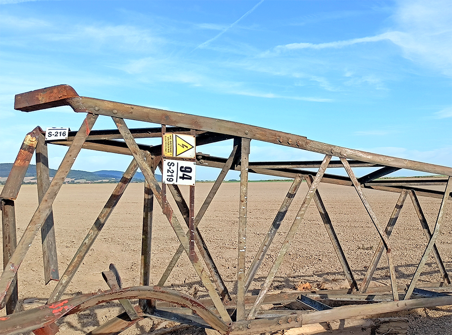 Zmodernizowana (przebiegająca pomiędzy Legnicą a Strzegomiem) linia energetyczna wysokiego napięcia liczyła sobie aż 90 lat.