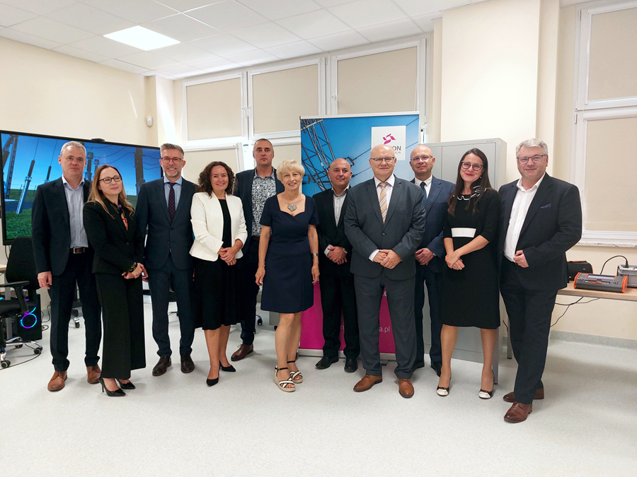 We Wrocławiu otwarto Branżowe Centrum Umiejętności (BCU) w dziedzinie elektryki – nowoczesny ośrodek kształcenia, szkolenia i egzaminowania, który będzie kształcił przyszłych specjalistów dla sektora energetycznego.