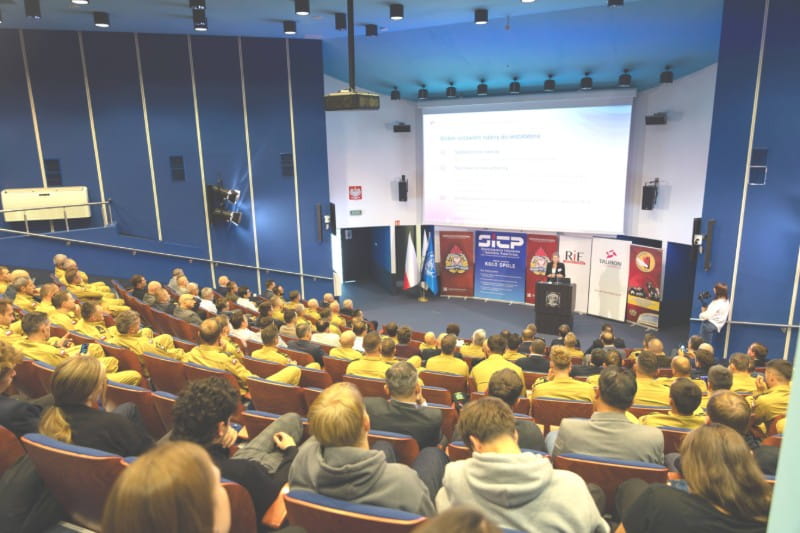 O skutecznej reakcji na zagrożenia związane z nowymi technologiami, ochronie infrastruktury krytycznej i znaczeniu współpracy rozmawiali uczestnicy V Międzynarodowej Konferencji „Ratownictwo i Energetyka”.