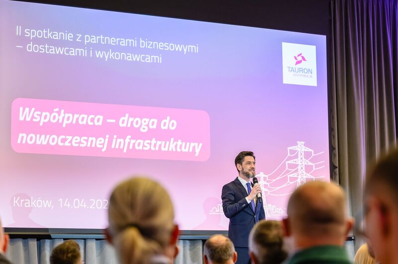 TAURON Dystrybucja współpracuje z ponad 250 polskimi firmami, które realizują modernizacje i rozbudowę infrastruktury energetycznej w regionie.