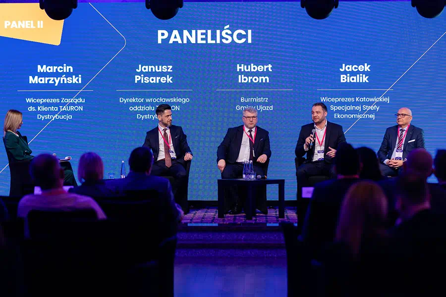 Podczas Forum Energetycznego w Karpaczu, którego TAURON Dystrybucja była Partnerem strategicznym, pokazaliśmy, jak współpraca operatora, samorządów i biznesu może  tworzyć warunki sprzyjające rozwojowi przedsiębiorczości.