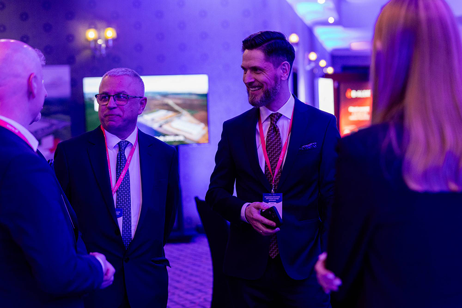 Konferencja „Energetyka i obronność jako impuls rozwoju przemysłu”, zorganizowana przez Kamiennogórską SSEMP i Legnicką SSE, była miejscem, gdzie te potrzeby udało się zsynchronizować.