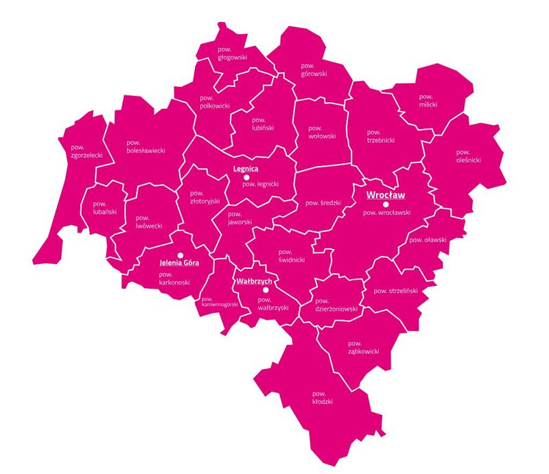 Mapa jest zorganizowana według podziału administracyjnego, obejmując województwa i powiaty.