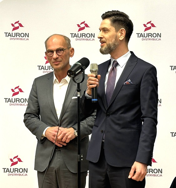 Współpraca z małopolskim WFOŚiGW to ważny krok w kierunku energetyki, która realnie wspiera rozwój klientów. Samorządy potrzebują stabilnych dostaw energii oraz dostępu do mocy przyłączeniowych w nowych lokalizacjach.